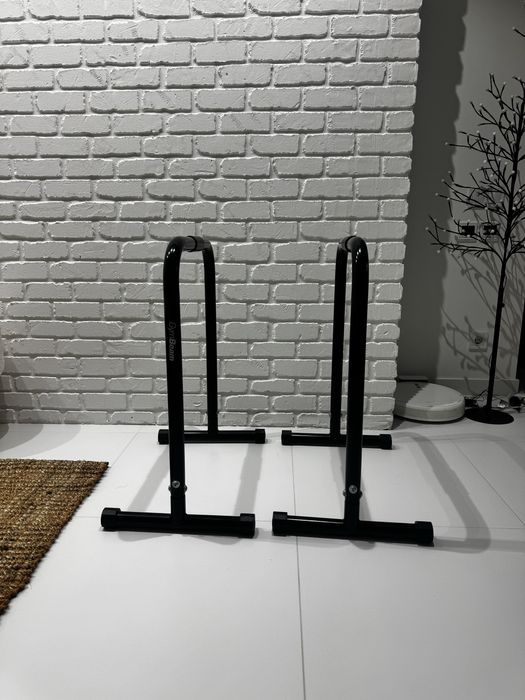 Бруси для тренувань вдома