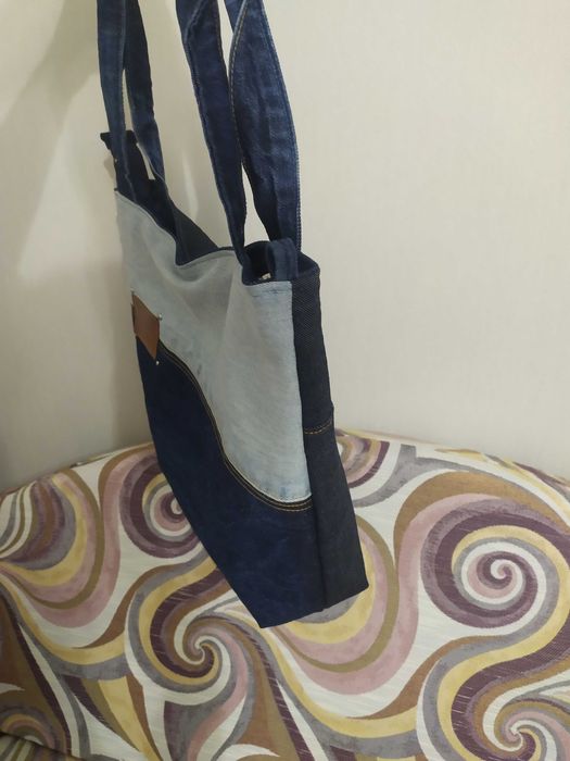 Jeansowa torebka niebiesko-granatowa