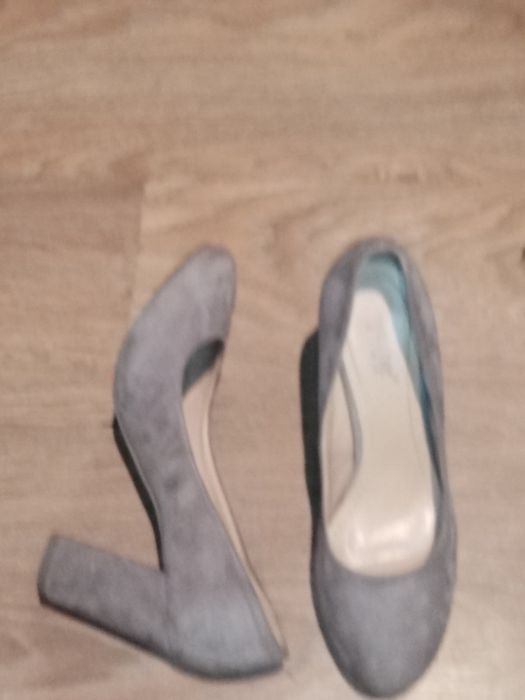 Buty na opcasie rozmiar 39