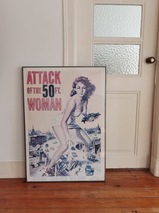 Moldura IKEA RESLIG 100x70 cm + Poster “Attack of the 50ft Woman”
