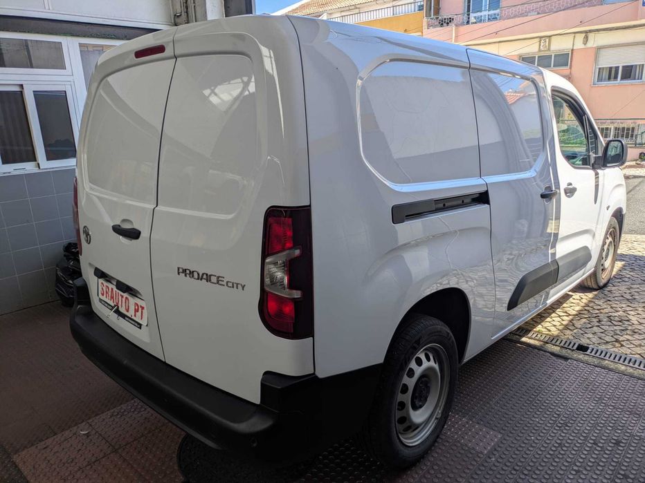 Toyota ProAce Longa Automatica de 2025