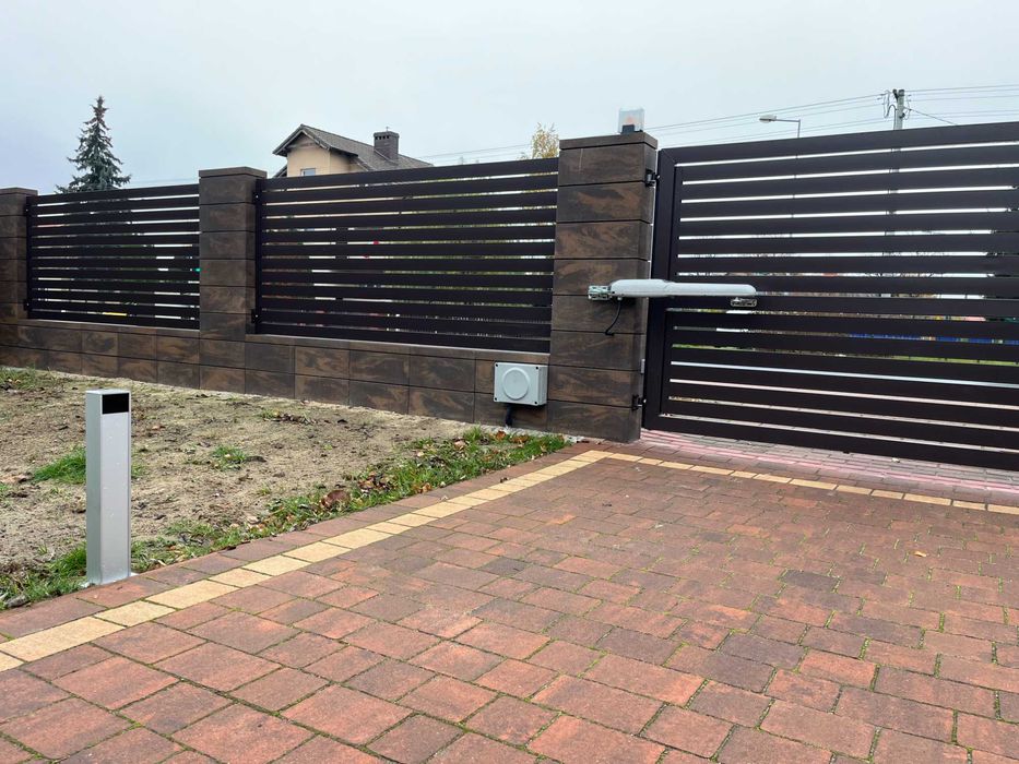 Nowoczesne ogrodzenia frontowe - kompleksowo