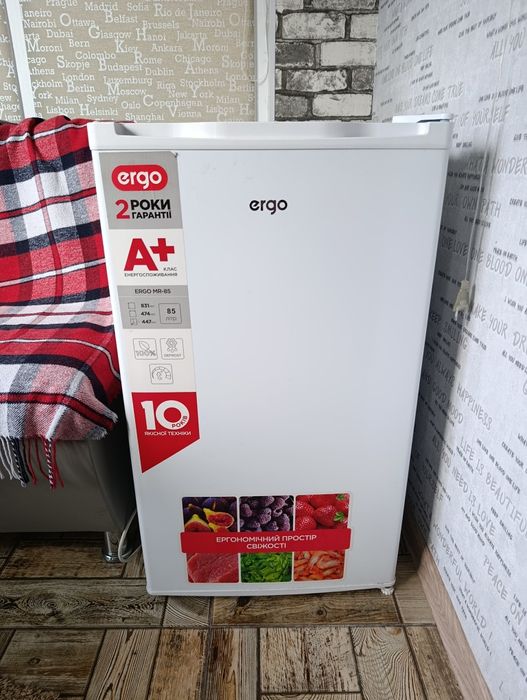 Однокамерний холодильник ERGO MR-85