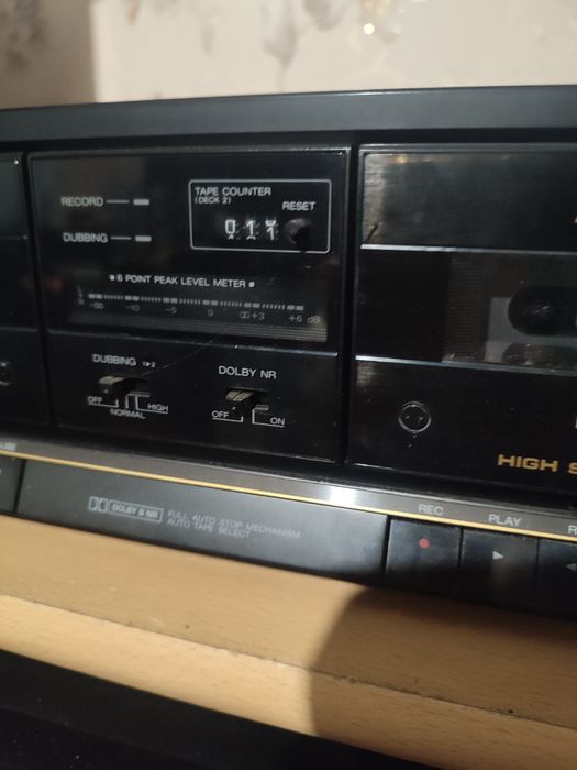 Кассетная дека AIWA AD-WX333.