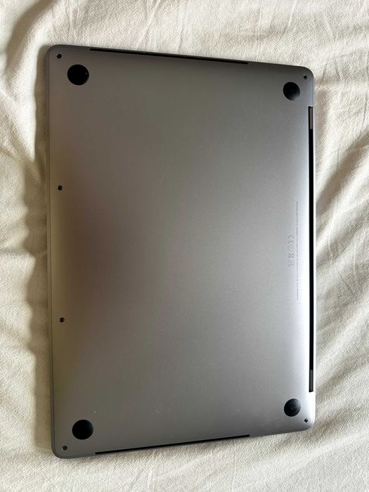MacBook Pro 13" 2017 | Touchbar | i5 3,1 GHz | 8GB | 256GB SSD | Ventura