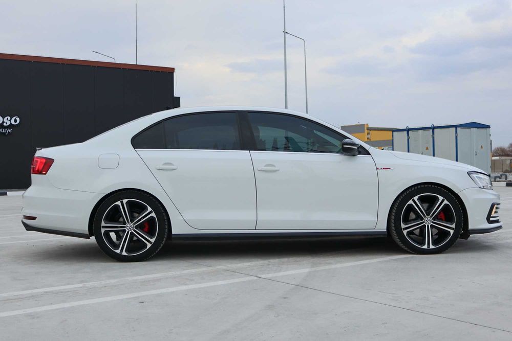 Volkswagen Jetta 2015