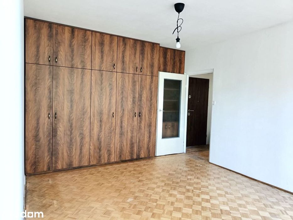 Bezpośrednio, 2 pokoje, pełna własność, winda, komórka lokatorka