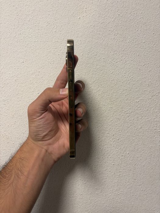 Iphone 13 pro max // ac retomas