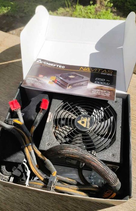 блок живлення 1000Вт Chieftec 80 Plus Gold блок 1Квт ігровий