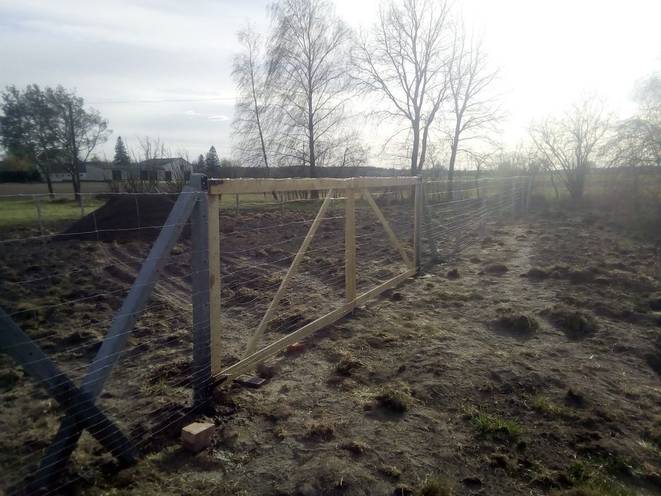 Ogrodzenia  z montażemod 35złmb