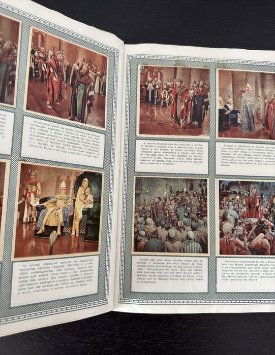 Caderneta de cromos dos anos 60 “Os 10 mandamentos”