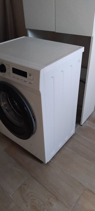 Frigorífico combinado,  máquina de lavar 8kilos