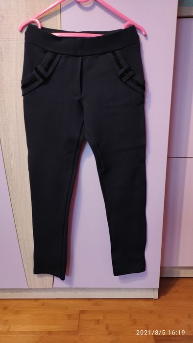 Paka Spodnie dziewczęce jeansy dresy 134