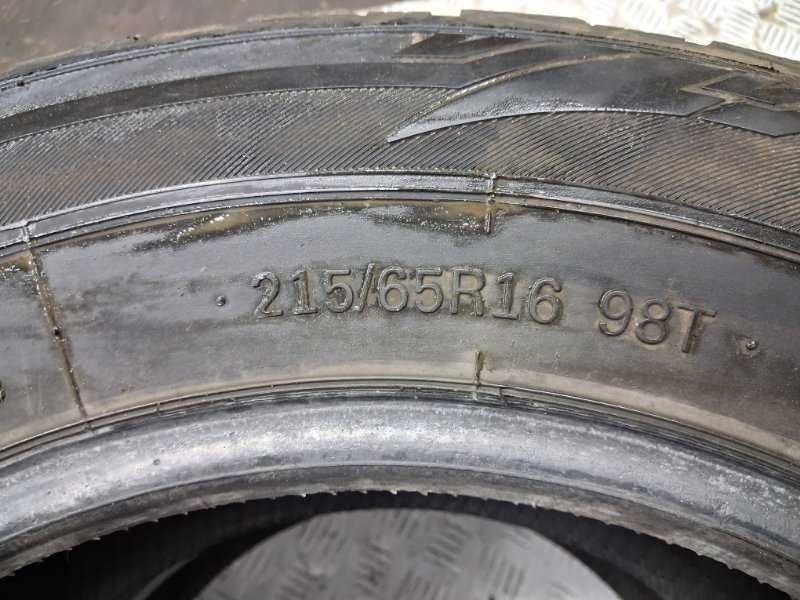 Шини ROSAVA 215/65/R16 ЗИМА 30/20 Гума Б/в