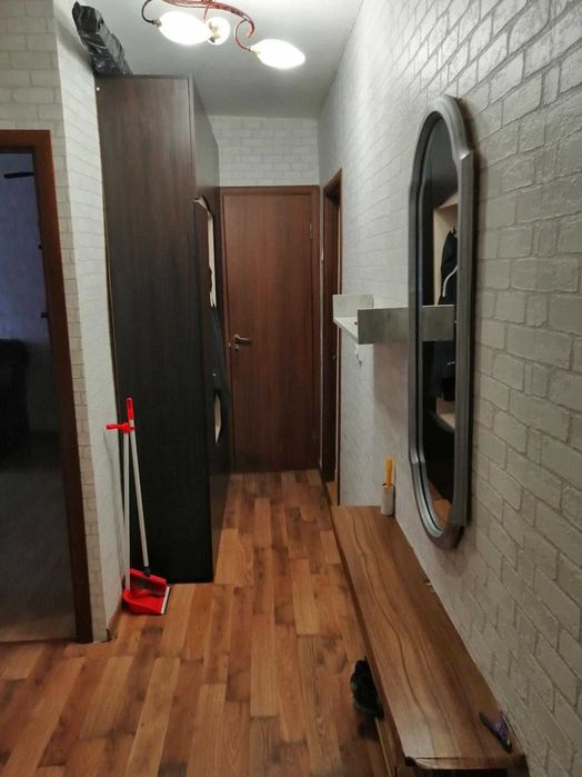 Продам 2комнатную квартиру ,1/5, П.Поле, м Бот сад