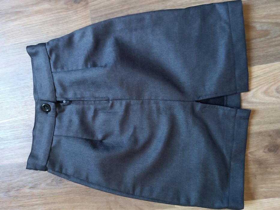 Продам юбку на девочку.