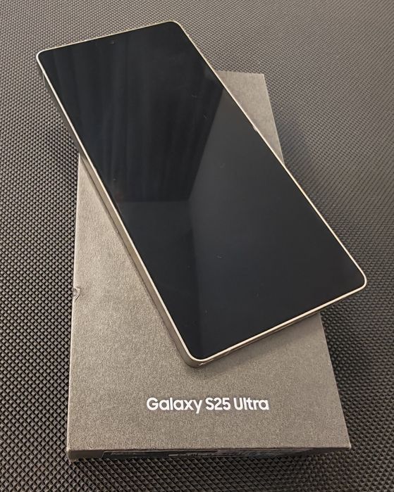 Samsung Galaxy S25 Ultra 12 ГБ / 1 ТБ