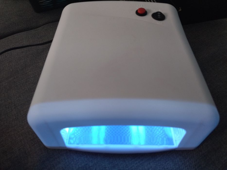 Lampa do paznokci + gratis