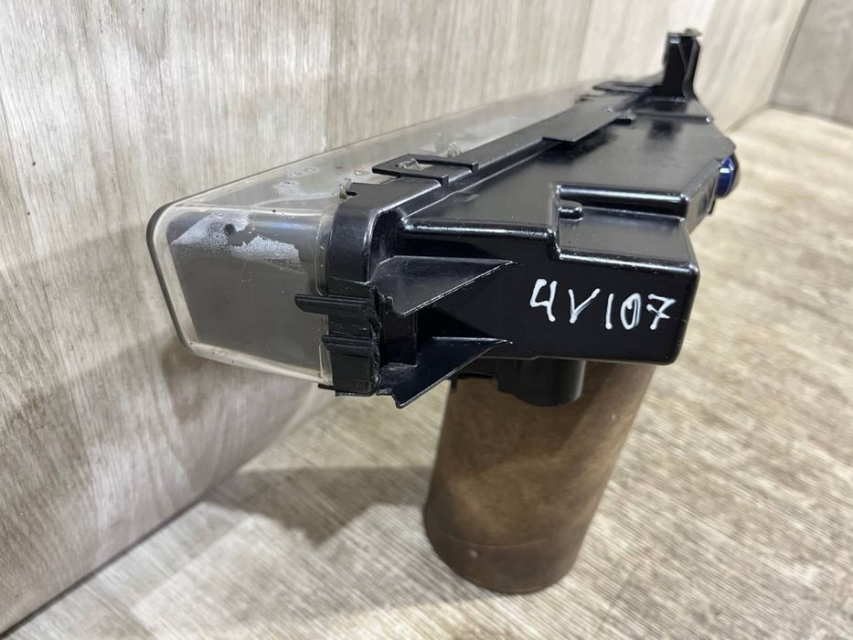 Противотуманка правая BMW 5 G30 G31 / G32 GT ( 2017 - 2020 г. ) Галоген 89250243