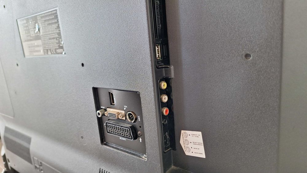 Panasonic TX 32C200E