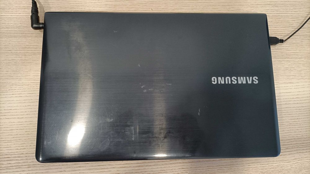 Vendo Laptop Samsung 15.6 polegadas