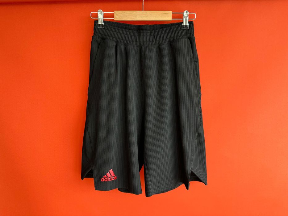 Adidas Primeblue Оригінал чоловічі спортивні шорти розмір S