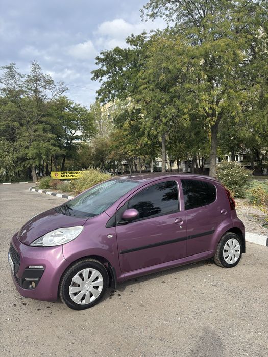 Peugeot 107 2012