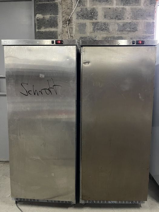 Професійна морозильна камера 600л.METRO Professional GFR4600S