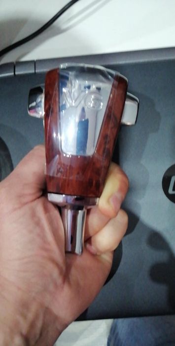 Gałka zmiany biegów automat Skoda Superb 1