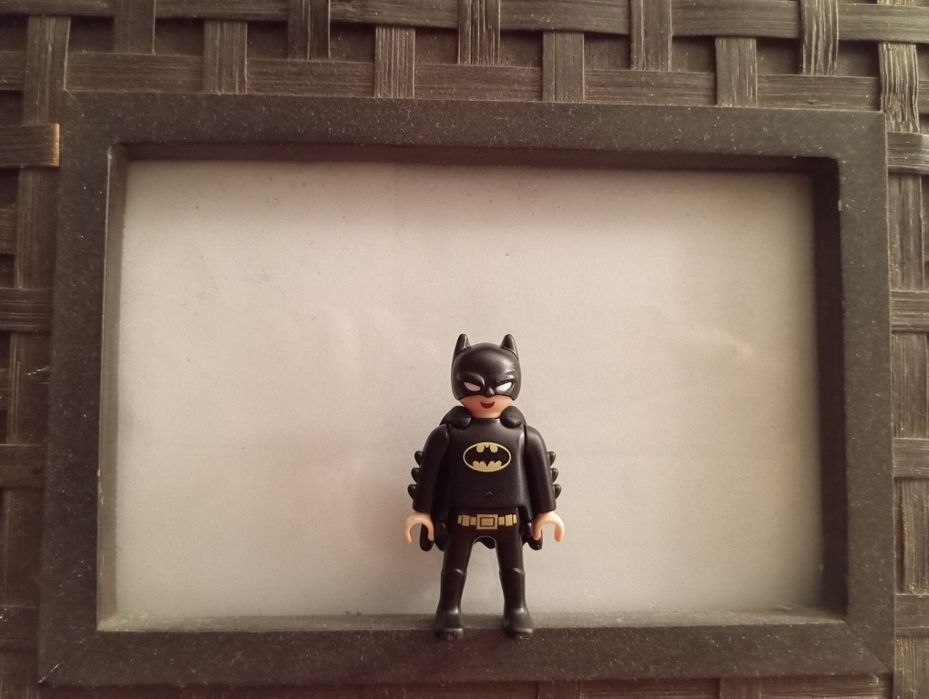 Playmobil DC Kinder ( troca ou venda )
