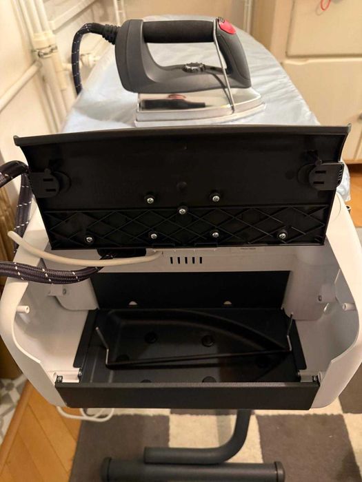 Prasowalnica MAC5 z generatorem pary