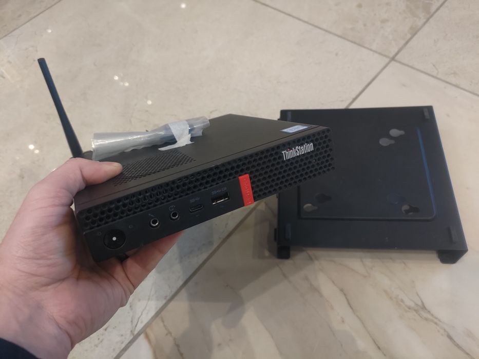 Lenovo P330 i7-8700t / 32GB / 512GB / RADEON RX6400 usff tiny pc mini