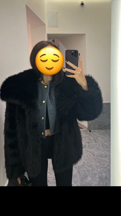 ЕКО шубка чорного кольору