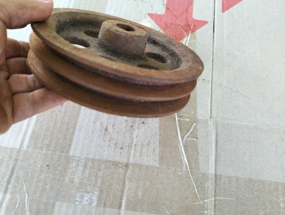 Шкив компрессора холодильника 2 ручья профиль А 16,5 см Хорошее сост