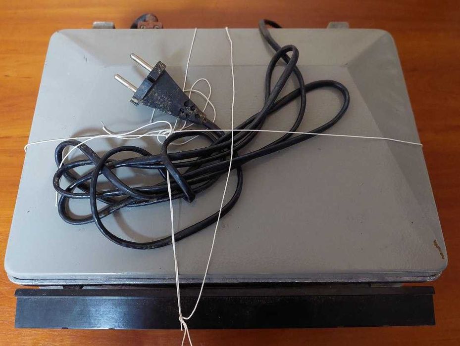 Электровафельница Электрошашлычница Электрогриль ЭВГК 1.0  СССР