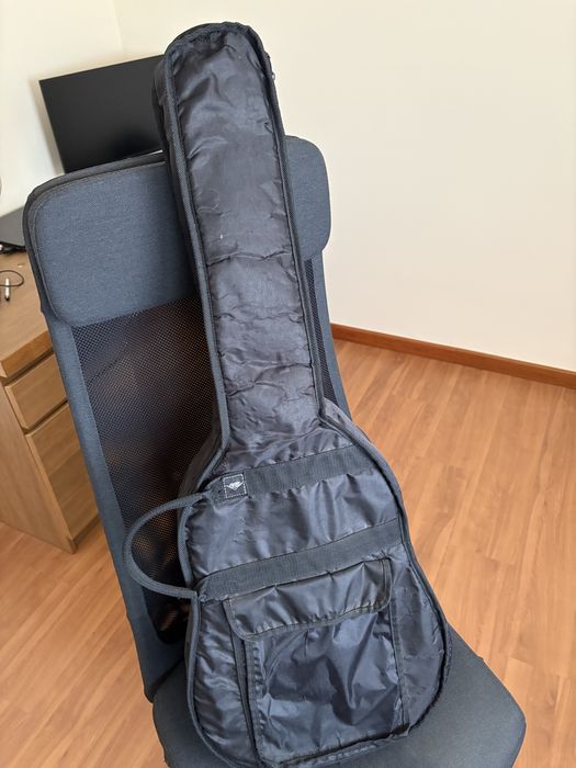Guitarra Yamaha C40