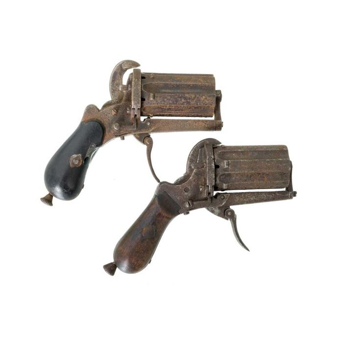 Pistolas Antigas de Viagem