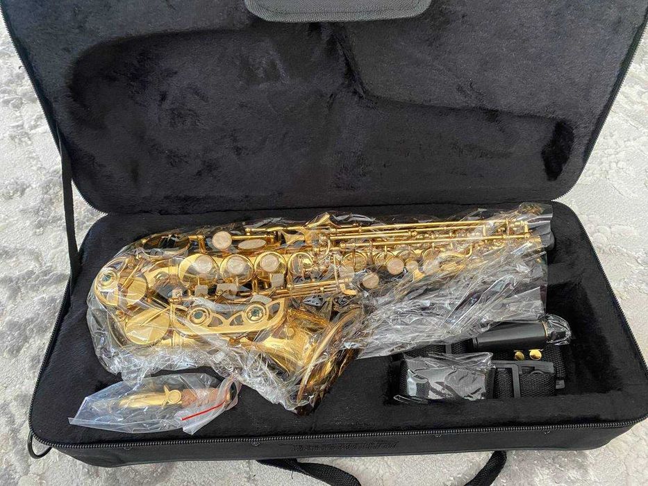 Продам новий саксофон Сопрано