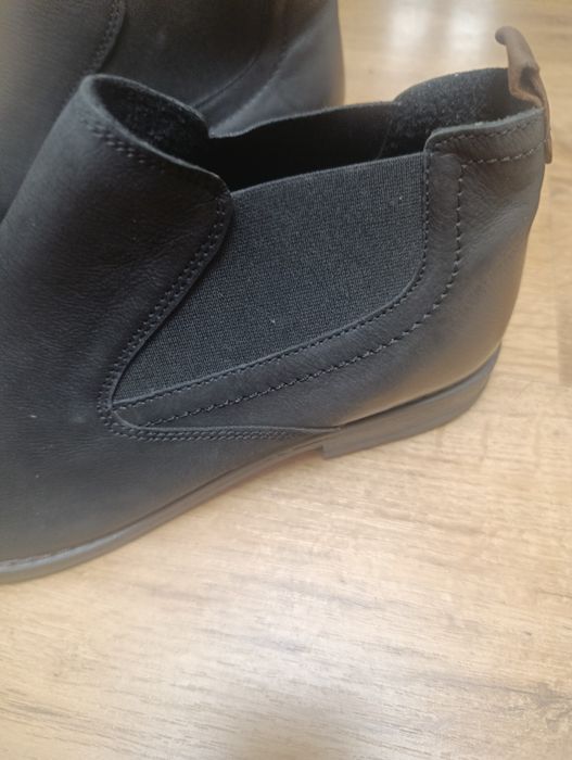 Sprzedam botki damskie Lasocki