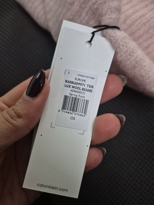 Czapka beanie Calvin Klein róż wełna i alpaka nowa