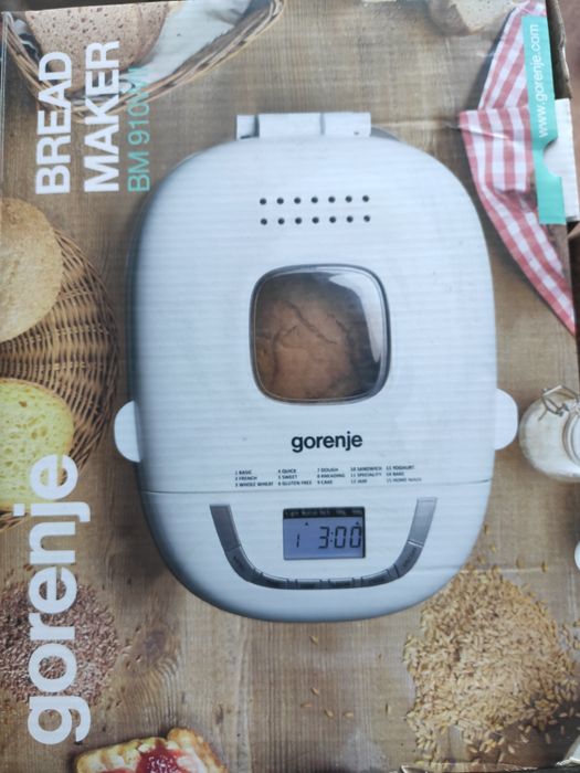 Хлібопічка Gorenje BM910WII
