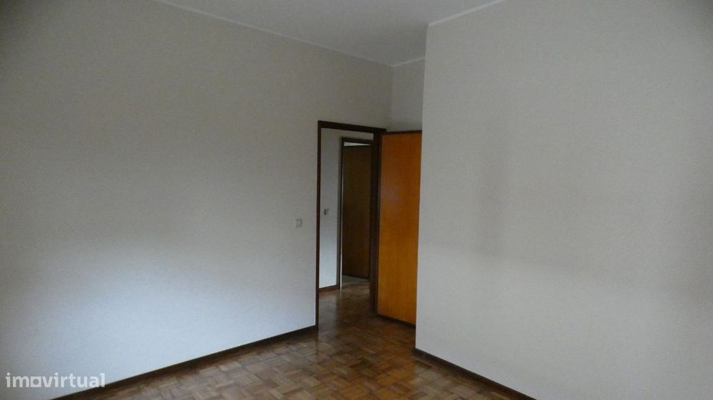 Andar moradia T2 Moreira - Maia