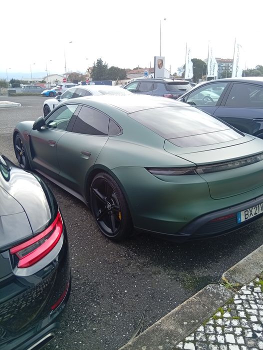 Porshe taycan 4s único