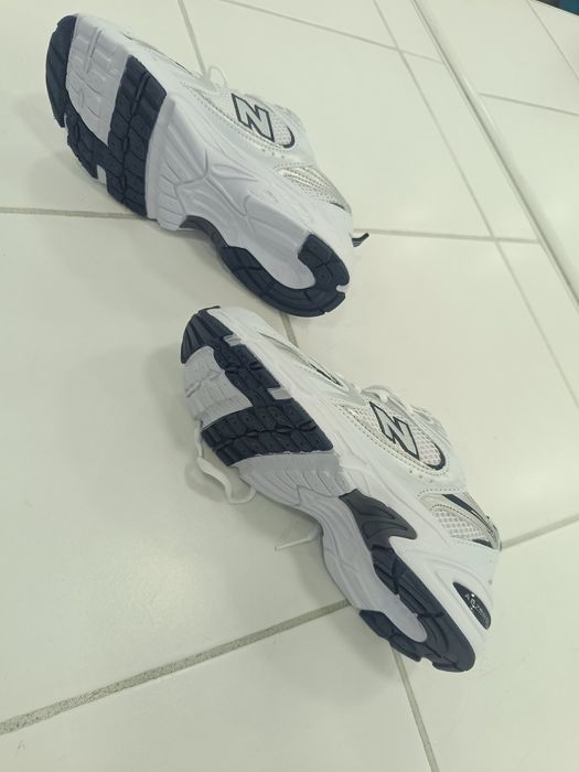 Tênis novos new balance  sem nunca serem usados