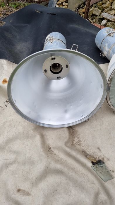 Lampa przemyslowa