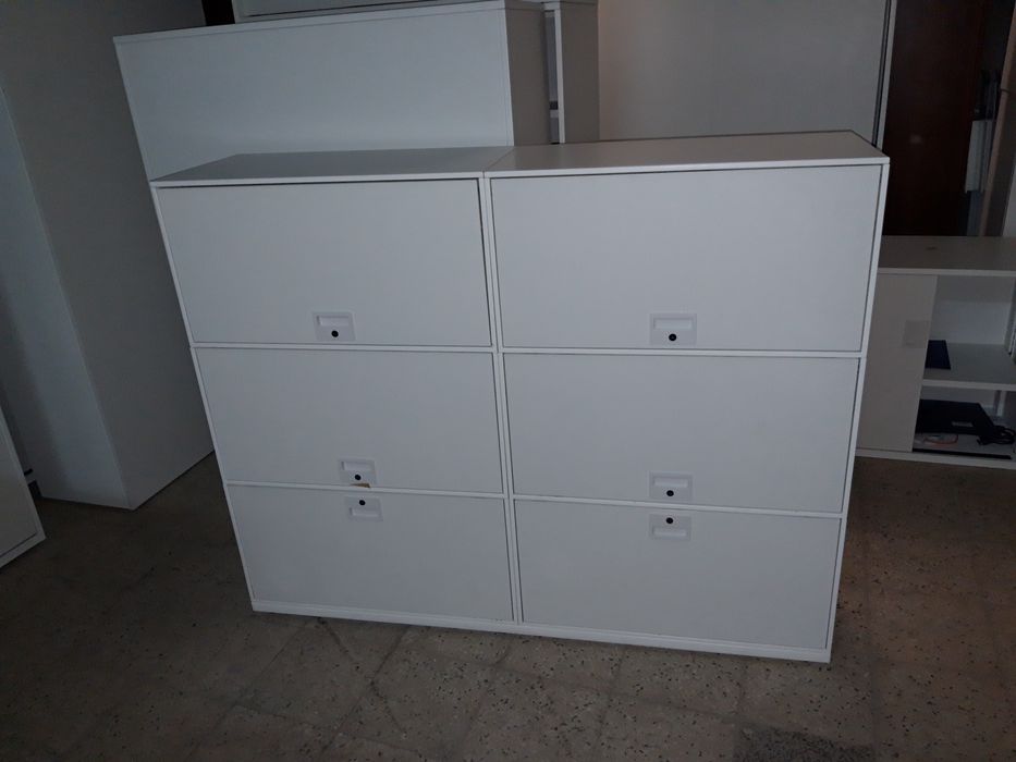 Szafa szafka metalowa biała super stan