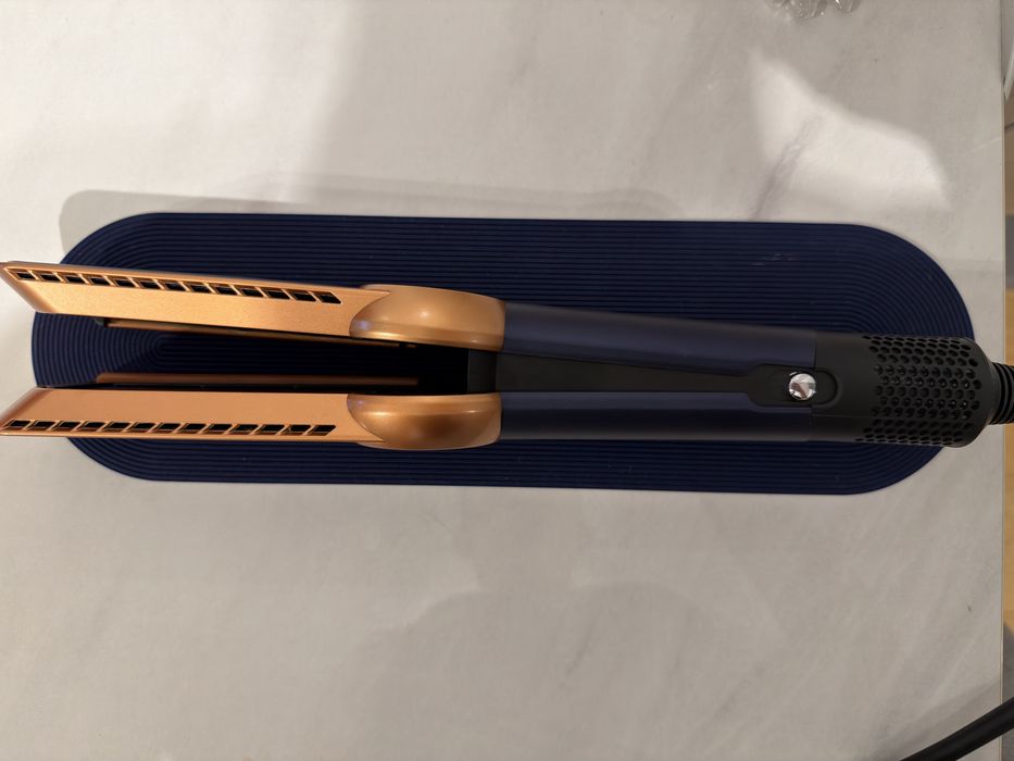 Aeroprostownica Dyson Airstrait