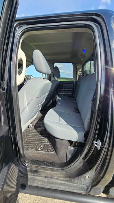 Dodge Ram 1500 5.7 2013 r