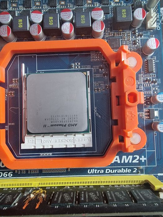 Płyta głowna am2+ + RAM + phenom II