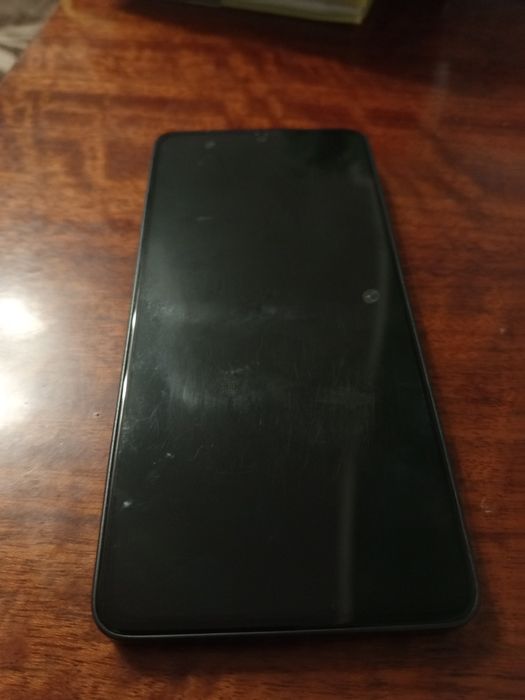 Телефон Xiaomi Redmi Note 13